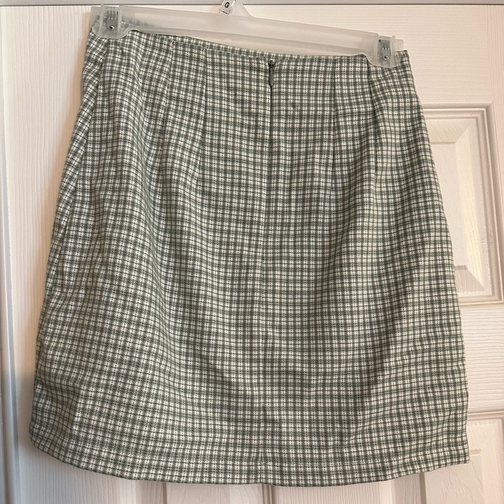Green plaid mini skirt - Picture 2 of 3